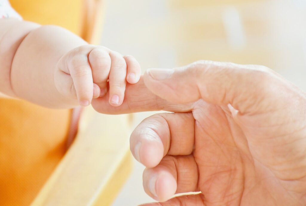 Kūdikių mirtingumas mažėja, tačiau staigios netikėtos kūdikių mirties atvejų daugėja, atskleidžia tyrimai