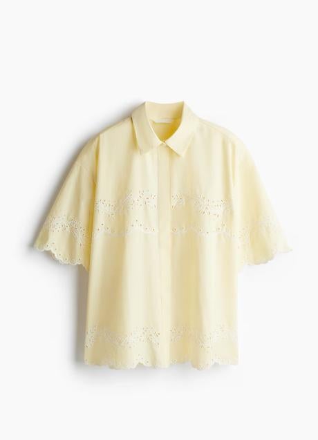Geltoni „H&M“ marškinėliai (29,99 euro)