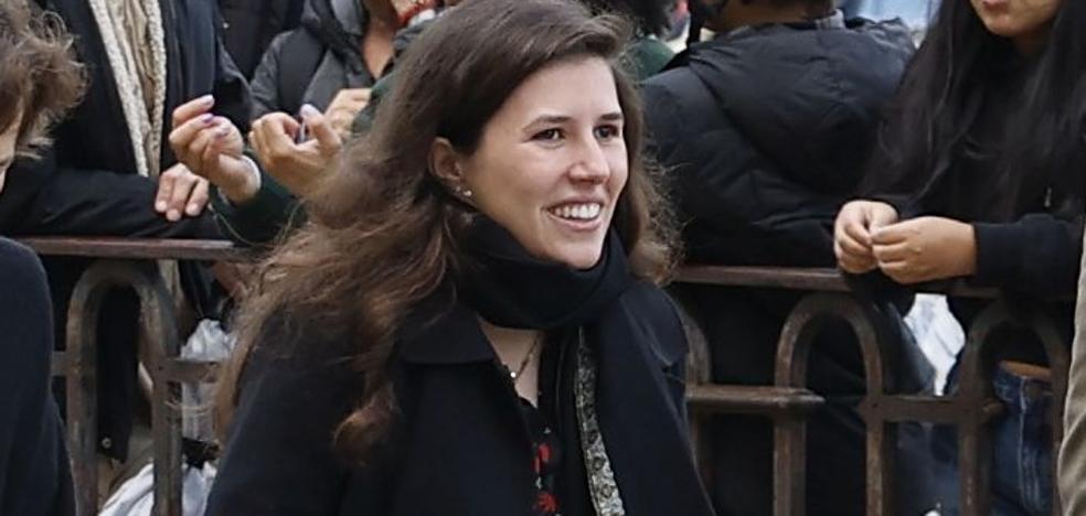 Teresa Urquijo iš procesijos Madride, su originaliausiais ir elegantiškiausiais patogiais pavasario mokasinais