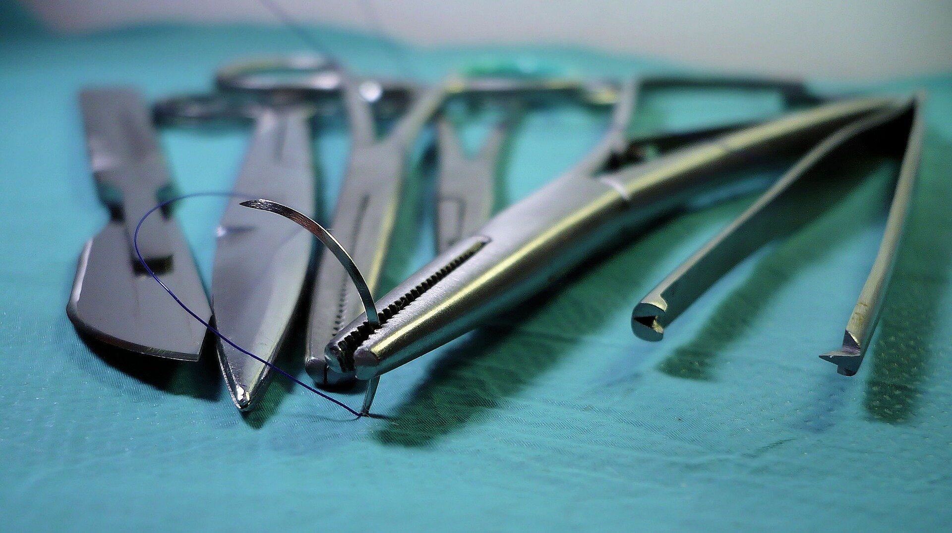 Užkirsti kelią infekcijoms efektyviai sterilizuojant ir aukšto lygio daugkartinio naudojimo medicinos prietaisų dezinfekavimas