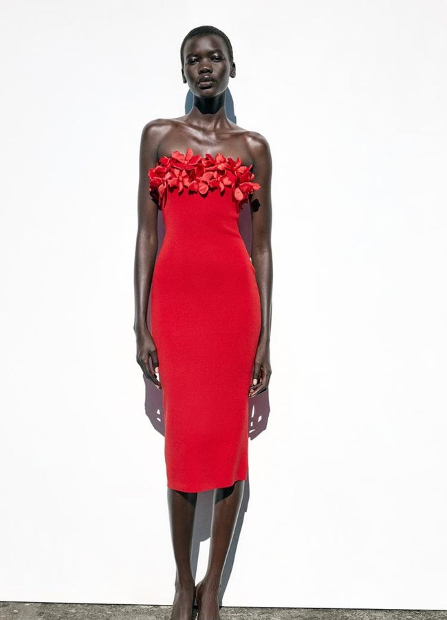 „Zara Flower Midi“ suknelė.