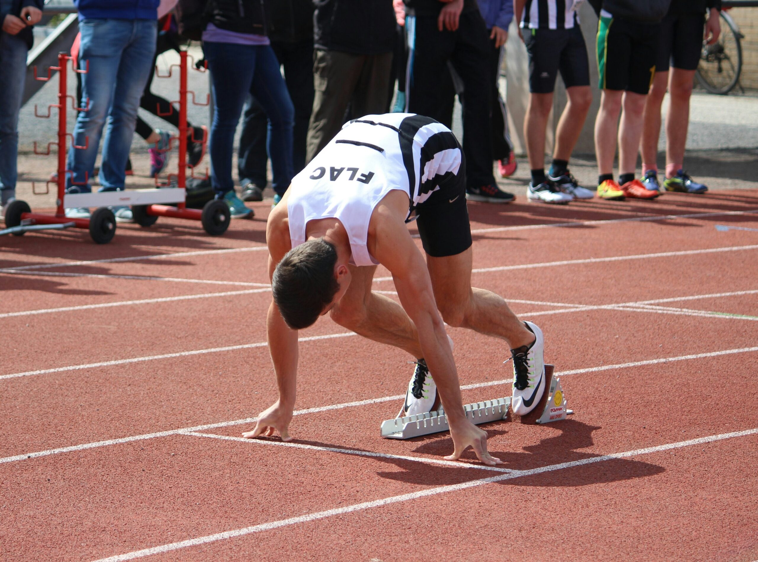 Tyrimas rodo savo atletiškumo jausmą, susijusį su asmenybe, šeima, ankstesne patirtimi ir atsiliepimais