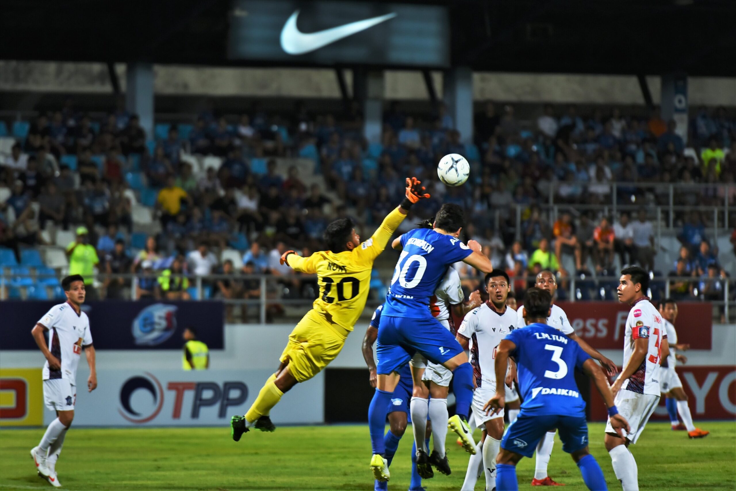 Sporto išvaržos gali sukelti stiprų skausmą kirkšnies regione, o futbolininkams gali kilti didžiausia rizika