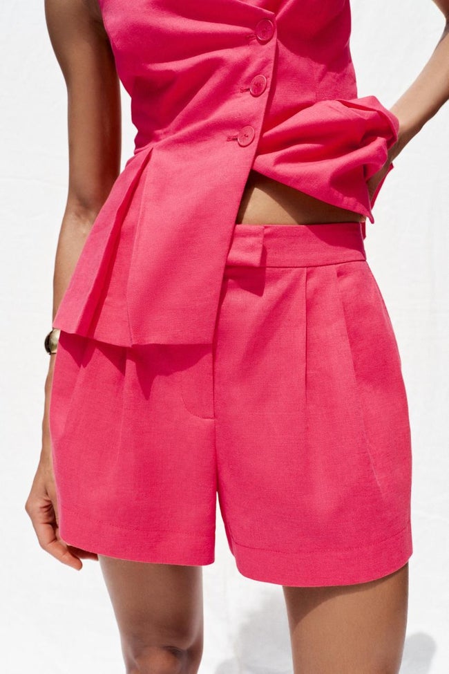 Bermudai su „Zara Linen“.