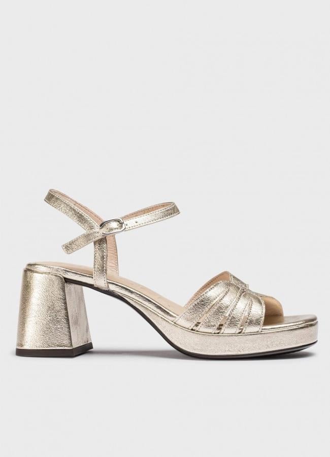 Vaizdas - sandalai su stebuklais Danna, 119 eurų.