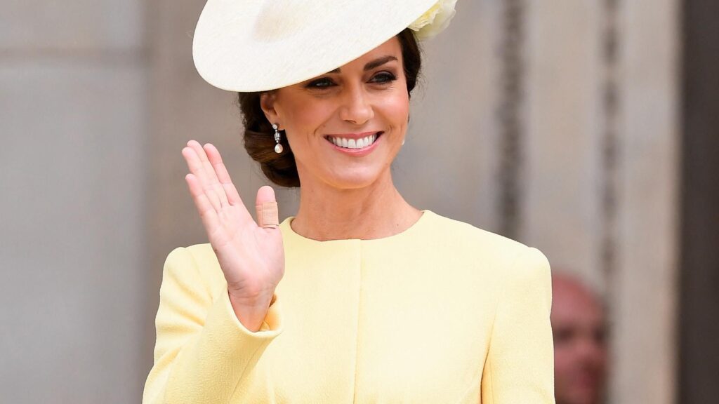 Aliarmai šokinėja su Kate Middleton vėžiu dėl staigaus jų nebuvimo Ascot mieste