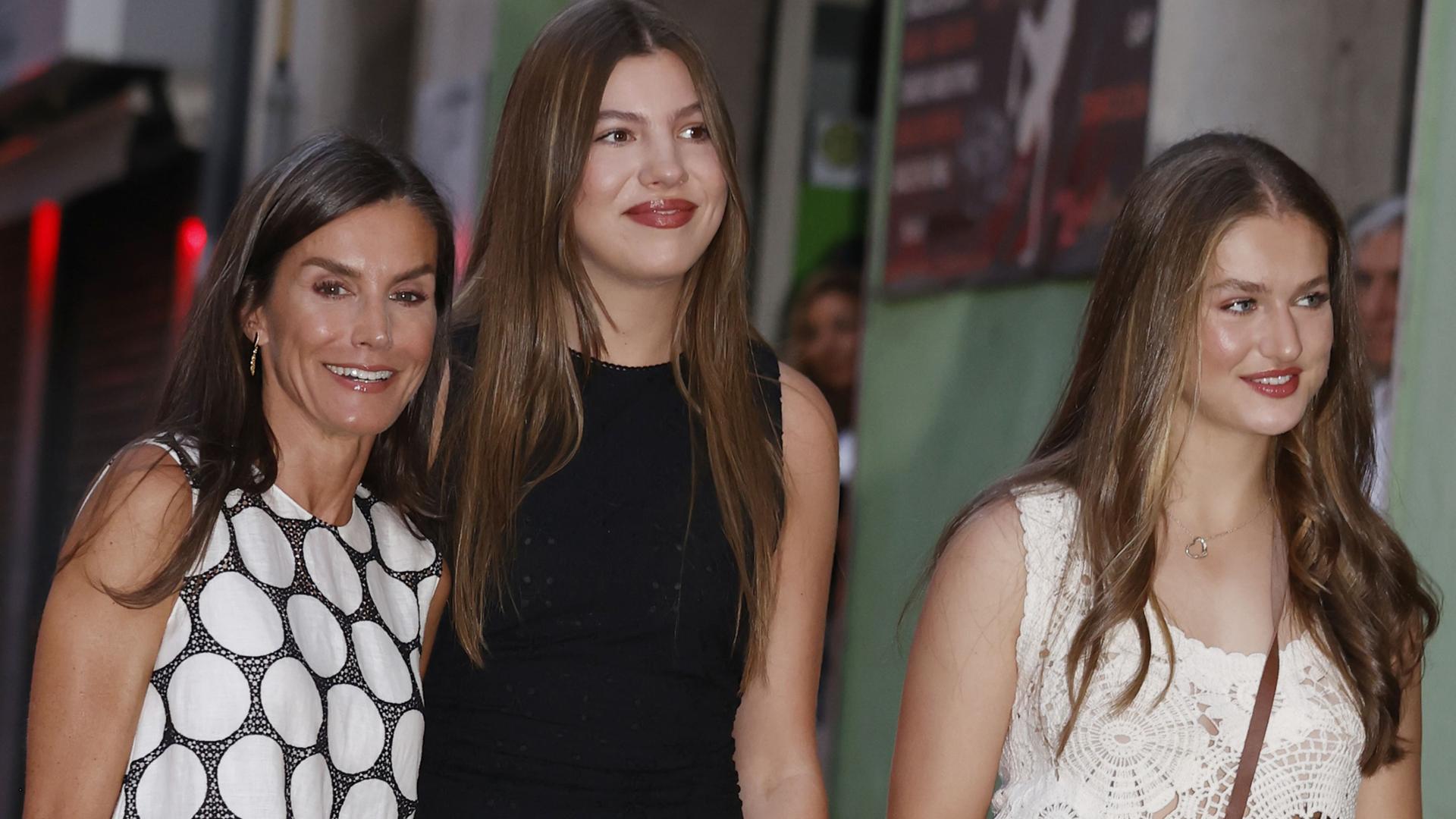 Letizia nubaudžia Leonorą ir Sofiją už vakarėlius į Magalufą: Ji nuvežė juos pamatyti dokumentinį filmą kine