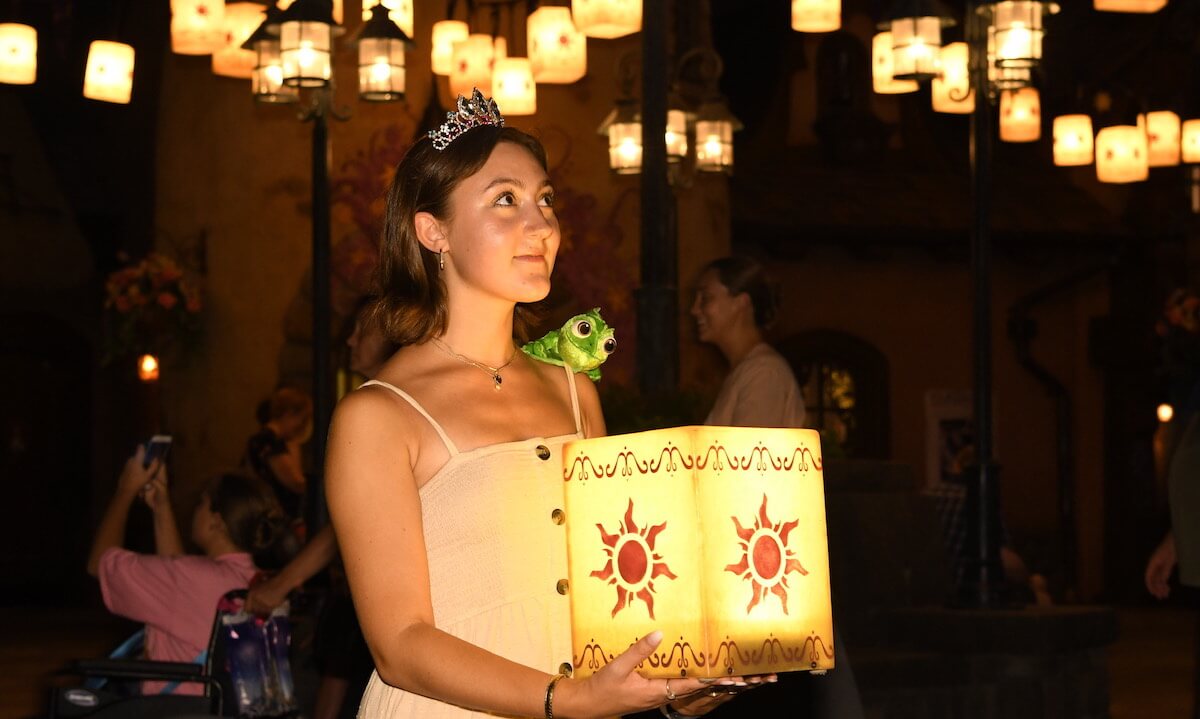 Moteris dėl reakcijos išbandymo, kuris paskatino „Disney Nut Allergy“ ieškinį