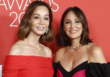 Duoklė Letizia ir Leonor iš Isabel Preysler ir Tamara Falcó: Kodėl motinos ir dukros rengia tą patį