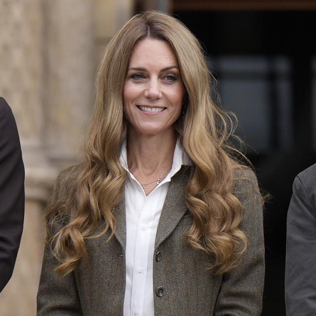 Kate Middleton ėmėsi blondinės.