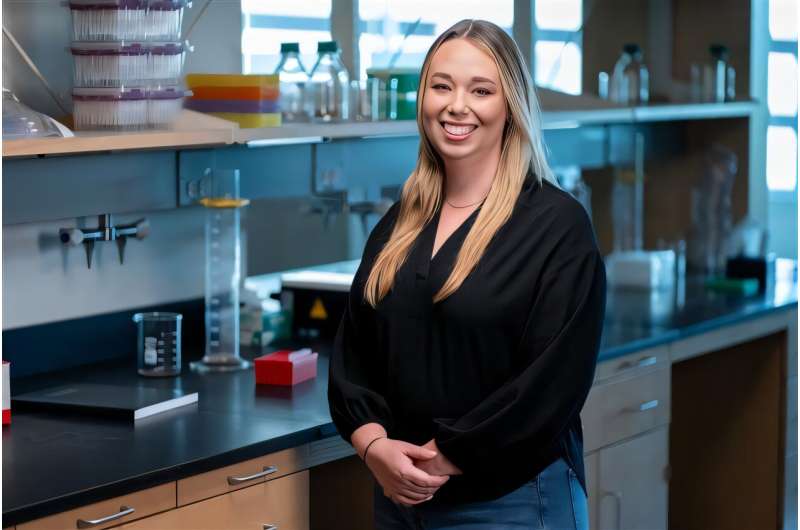 Pirmasis autorė Pamela Brigleb, Ph.D., Šv. Kreditas: Šv. Judo vaikų tyrimų ligoninė Neaktyvus H5N1 gripo virusas pasterizuotame piene kelia minimalią pavojų sveikatai