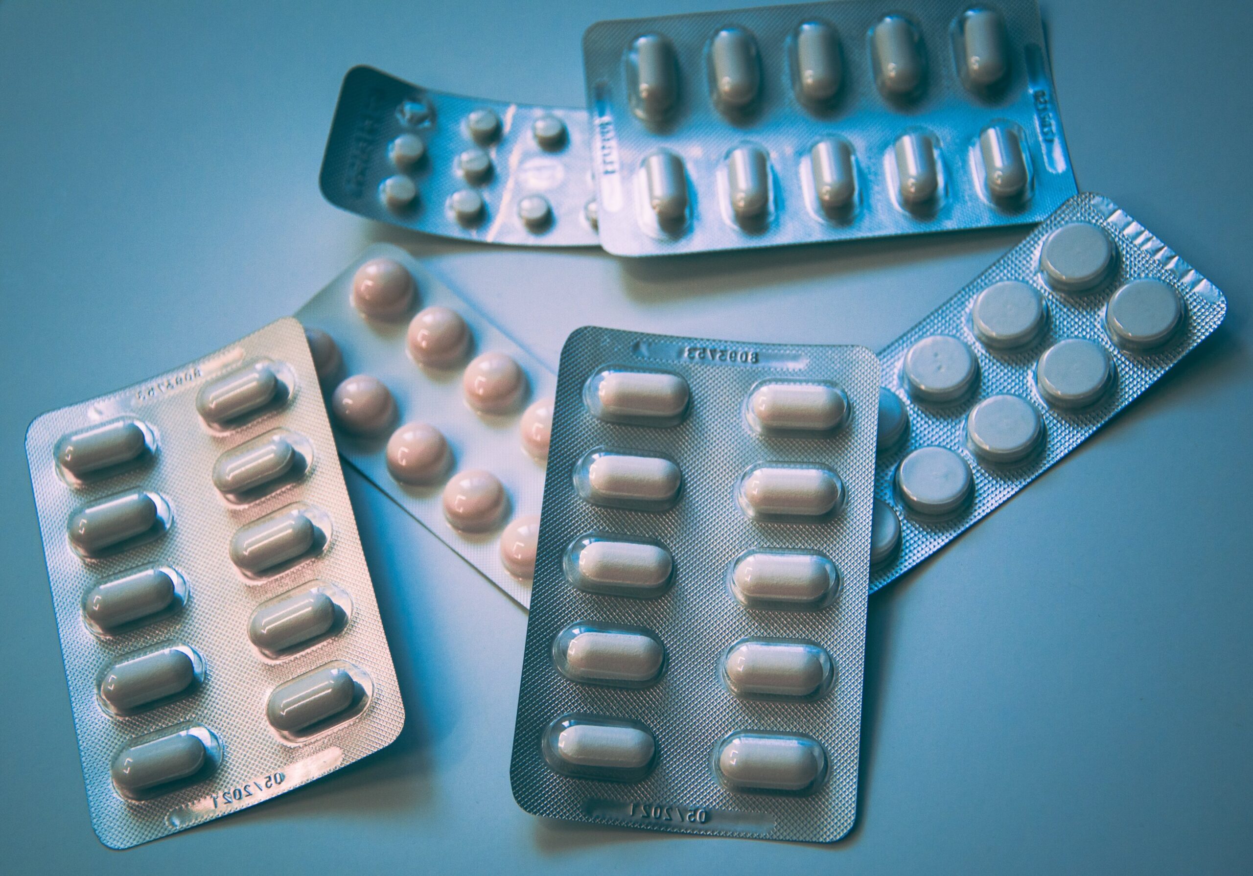 JAV reguliatorius patvirtina naują generinių abortų piliulę, konservatoriai pasipiktino