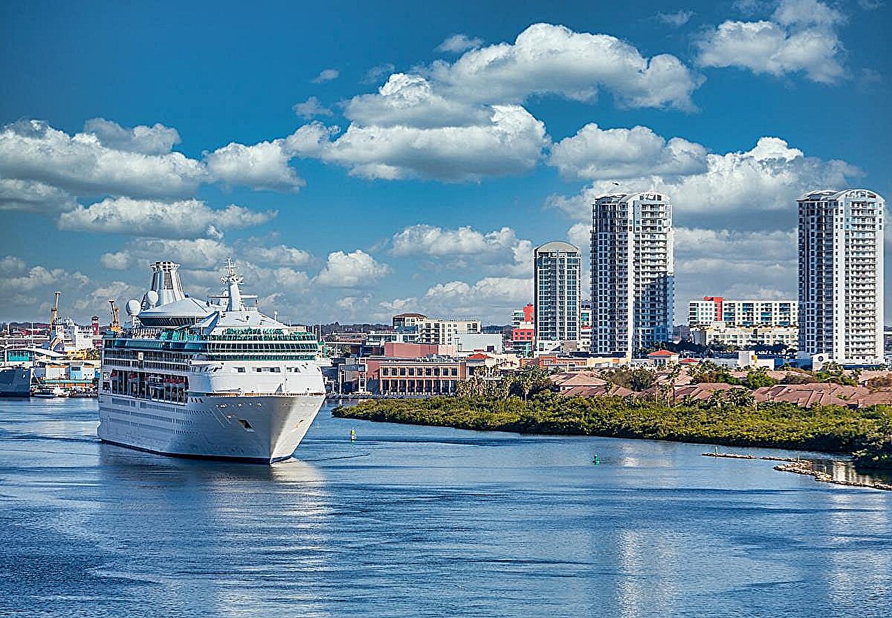 Beveik 100 ligų „Royal Caribbean“ laive su norovirusu