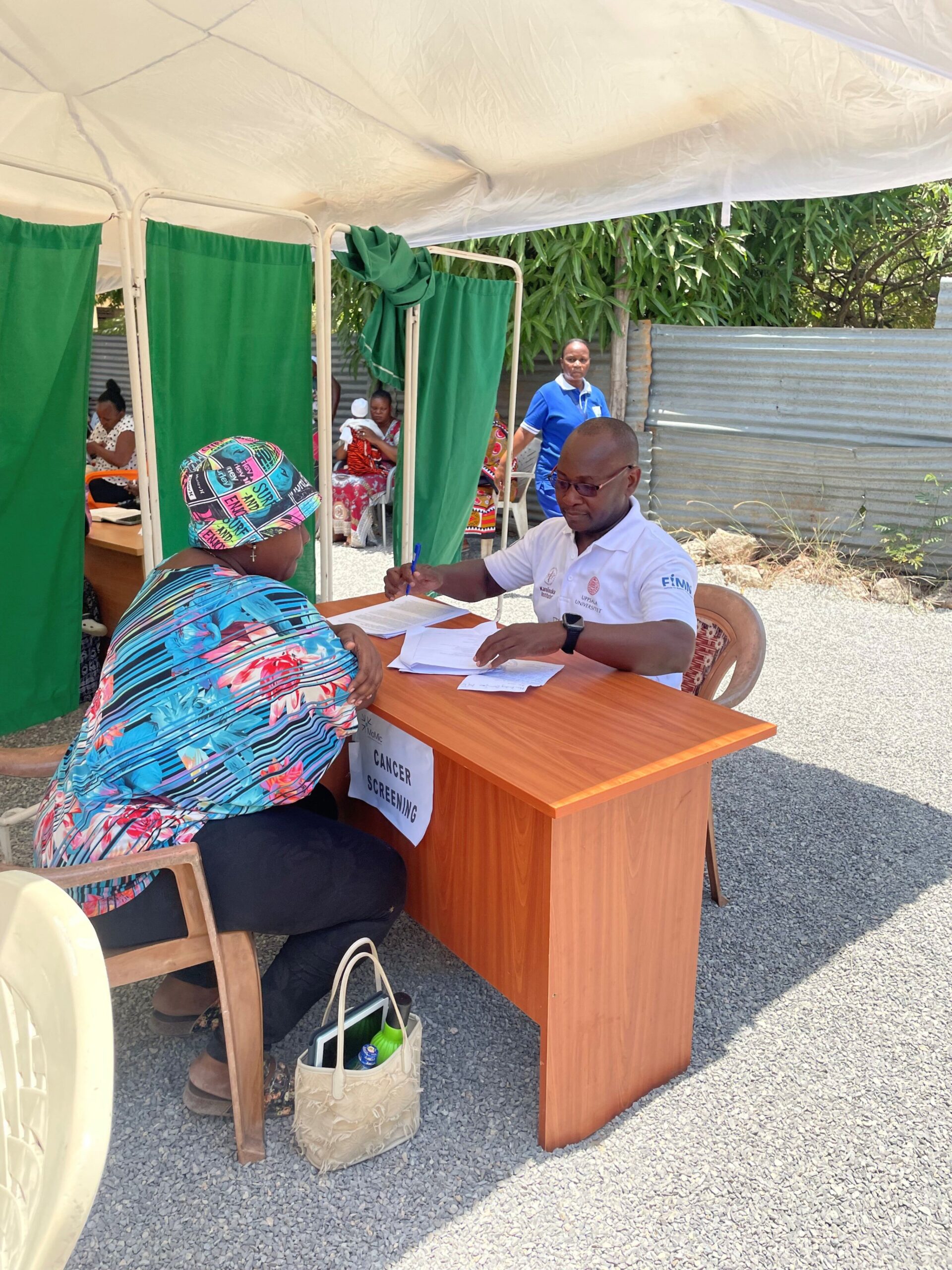 AI palaikomas gimdos kaklelio vėžio patikrinimas, patikrintas Kenijoje ir Tanzanijoje