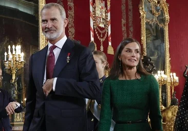 Ar Letizia galėtų pasirodyti Kalėdų žinutėje? Karalienė Sofija per televiziją pasirodė kartu su karaliumi Juanu Carlosu