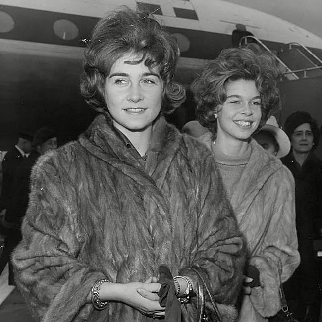 Doña Sofia ir jos sesuo Irene iš Graikijos.