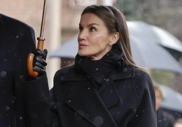 Karalienė Letizia elegancija ir maksimaliai blaiviai atsisveikina su Irene iš Graikijos Madrido stačiatikių katedroje