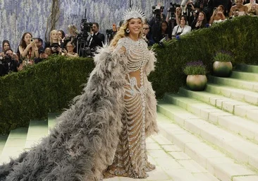 Nuo pergalingo Beyoncé sugrįžimo iki Georginos Rodríguez Fatimos Mergelės pažvelkite į Met Gala