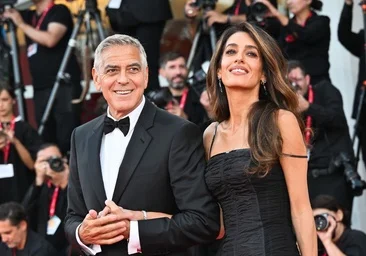 George'as Clooney užkariauja Veneciją su savo Auksiniu liūtu ir meilės pareiškimu savo šeimai