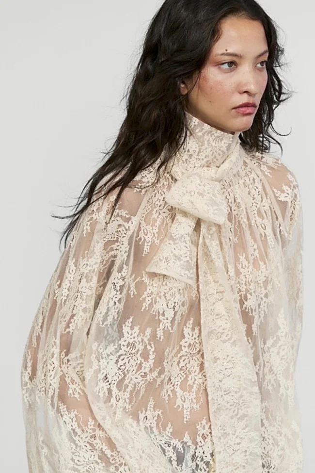 Massimo Dutti balti marškiniai (59,99 euro)