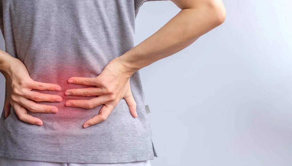 Ašinis spondiloartritas, kas tai yra, kodėl jį sunku atpažinti ir kaip su juo kovoti