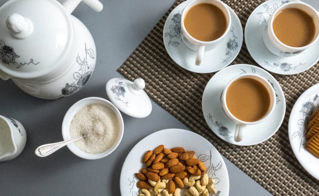 Dietologė dalijasi, ką valgyti su chai, kad nepadidėtų cukraus kiekis kraujyje
