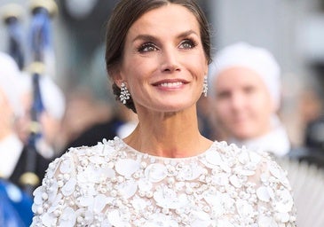 „Idilio de la Reina Letizia“ su Carolina Herrera: 10 įspūdingiausių jos išvaizdų
