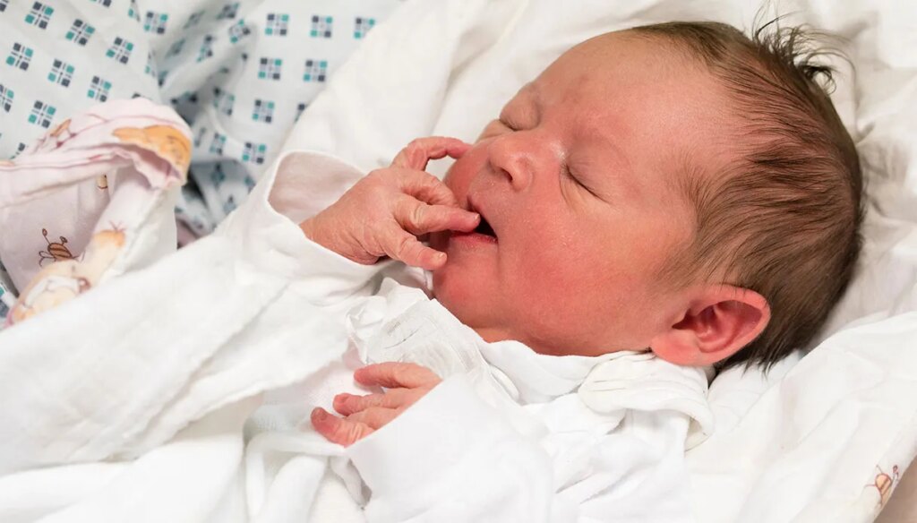 Kaip naujagimis turėtų ilsėtis: penki patarimai, kaip išvengti SIDS, mirties nuo lovos