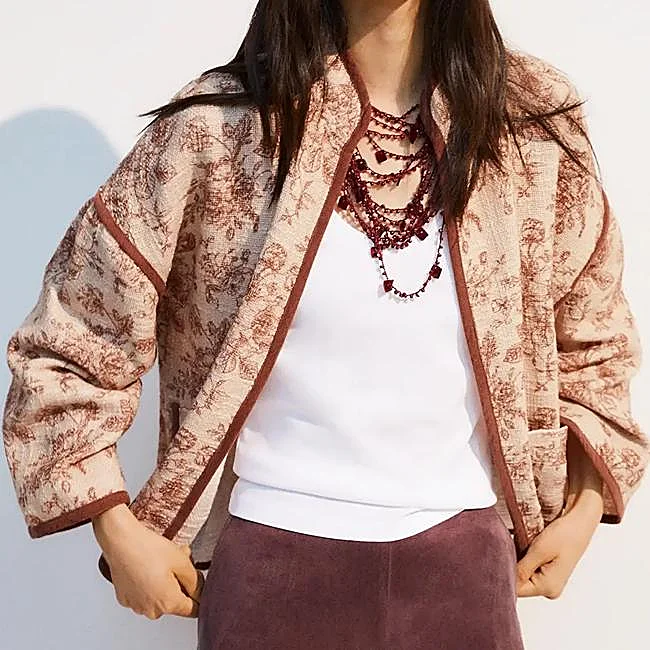 Spausdintas „To Or That“ kimono, 79,90 euro.
